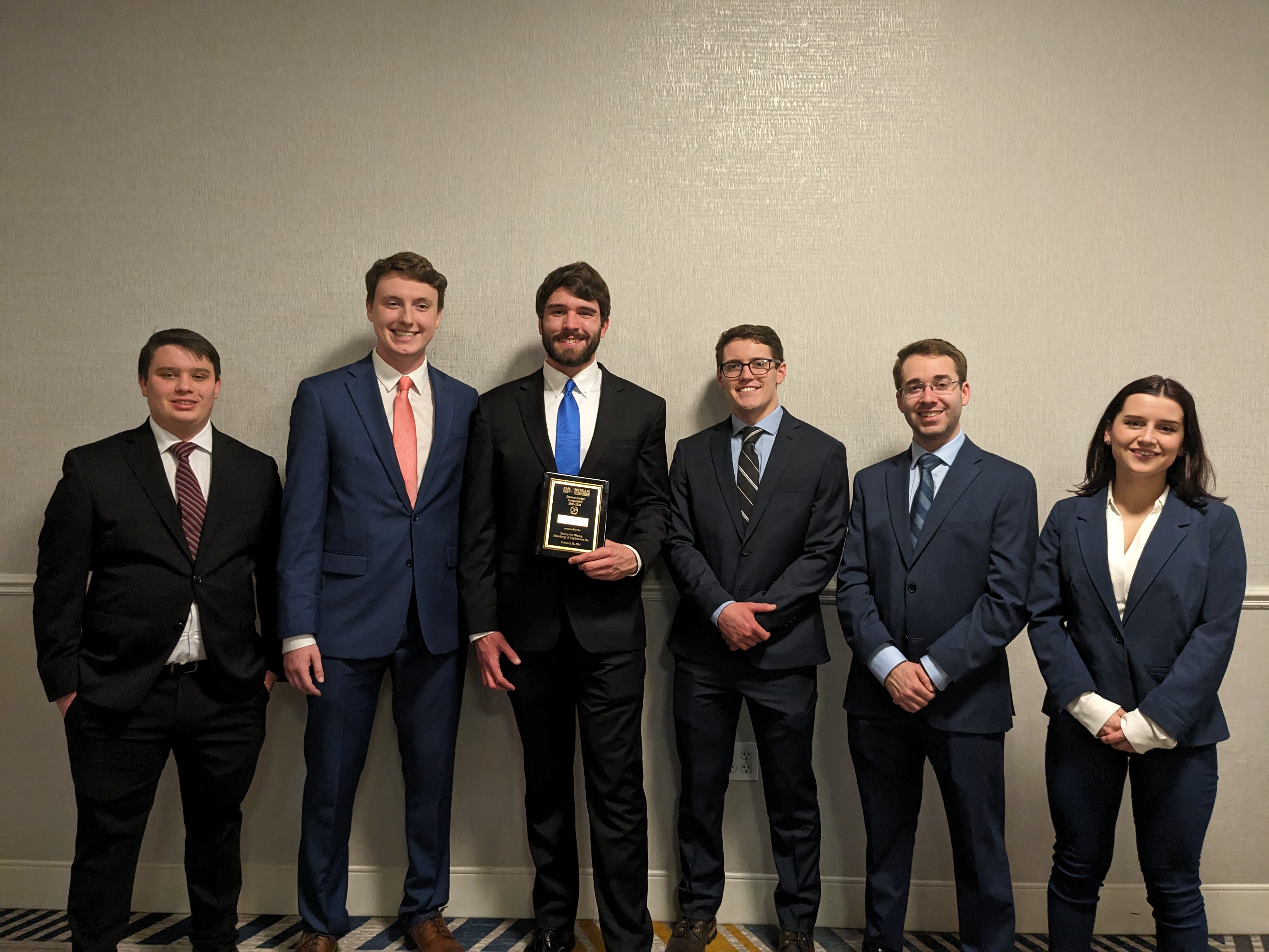 L to R: Caleb Ratliff, Jon Reynolds, Nathan Kelley, Waylon Martin, Kevin Sanders and Ruby Jost.